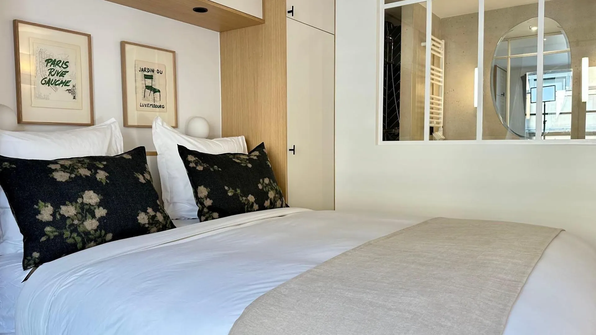 Spacious Luxembourg Garden Family Flat