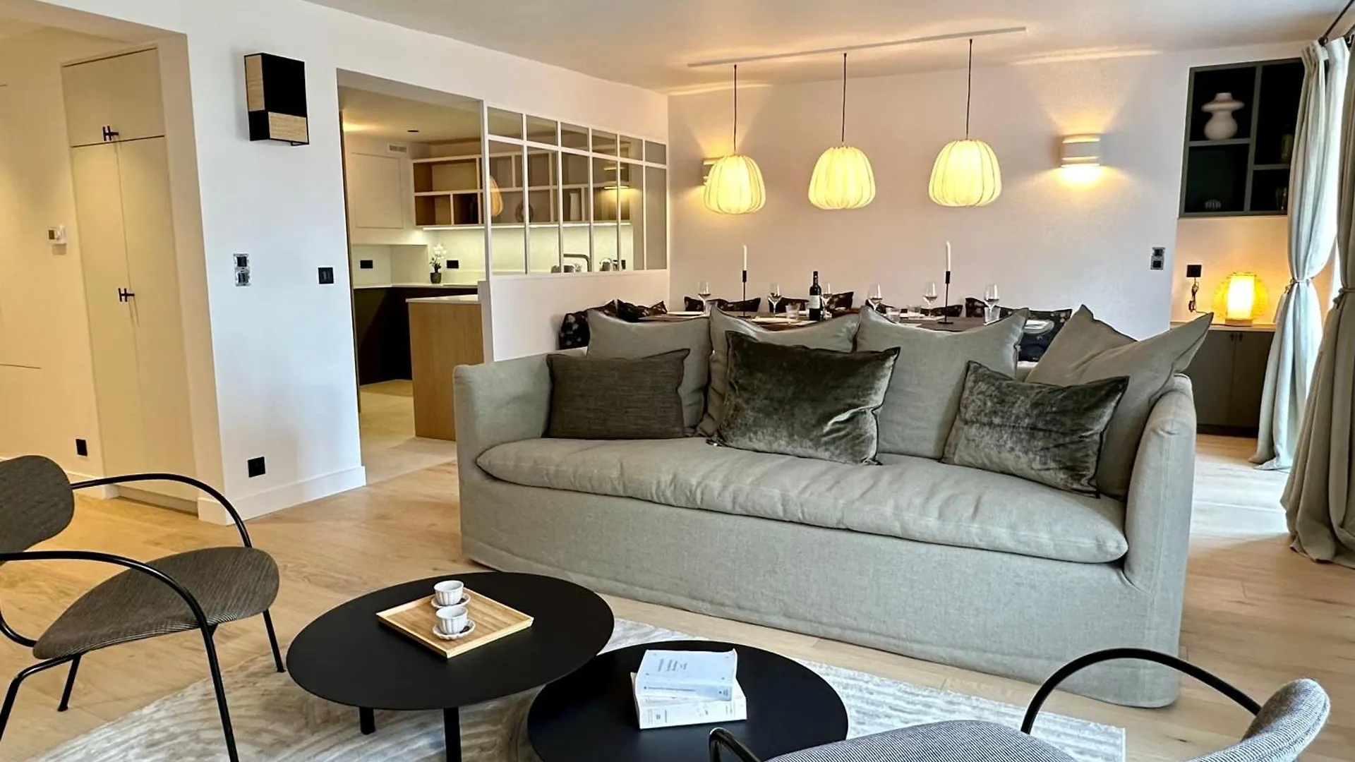 Spacious Luxembourg Garden Family Flat Parigi