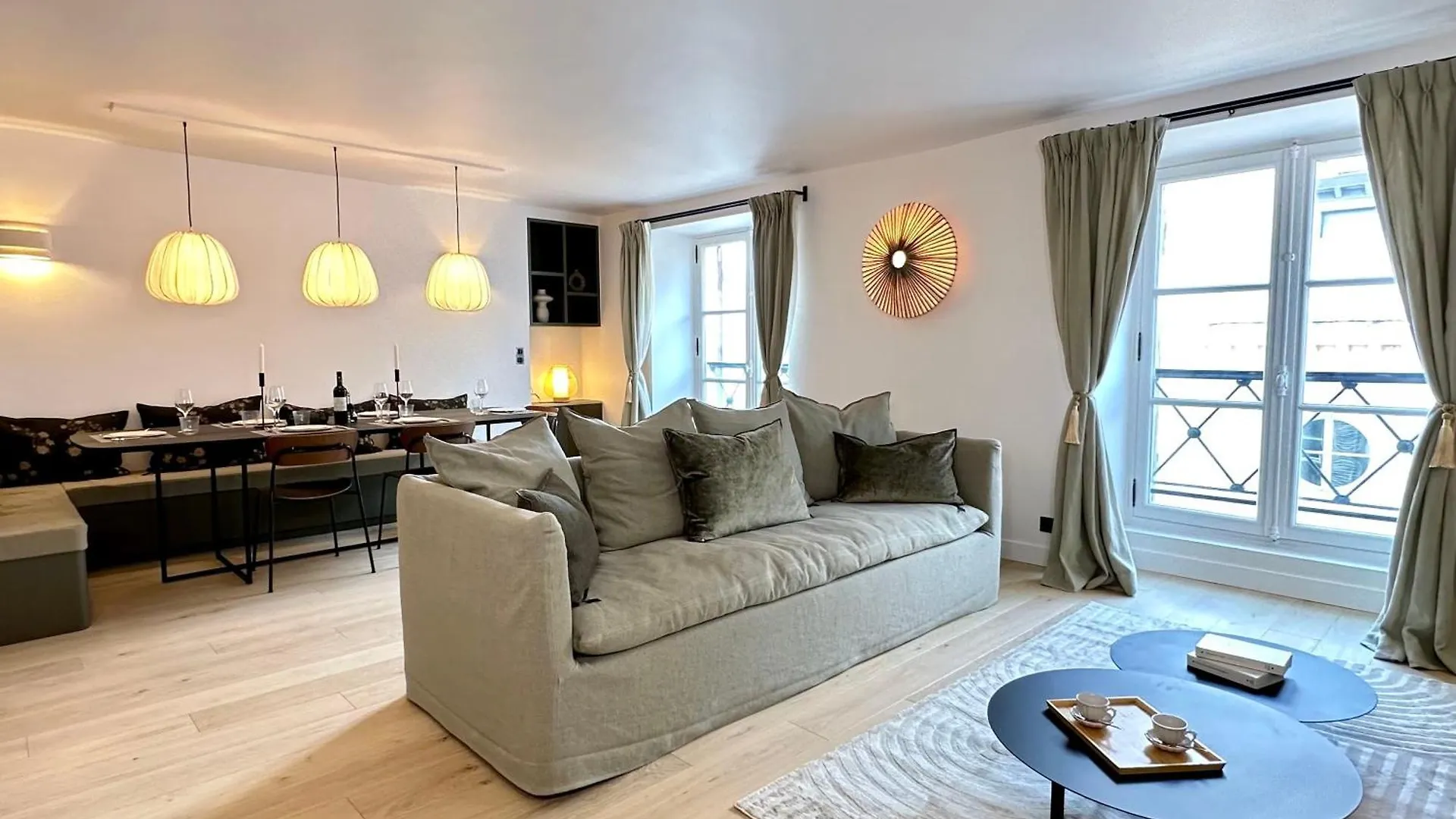 Spacious Luxembourg Garden Family Flat *