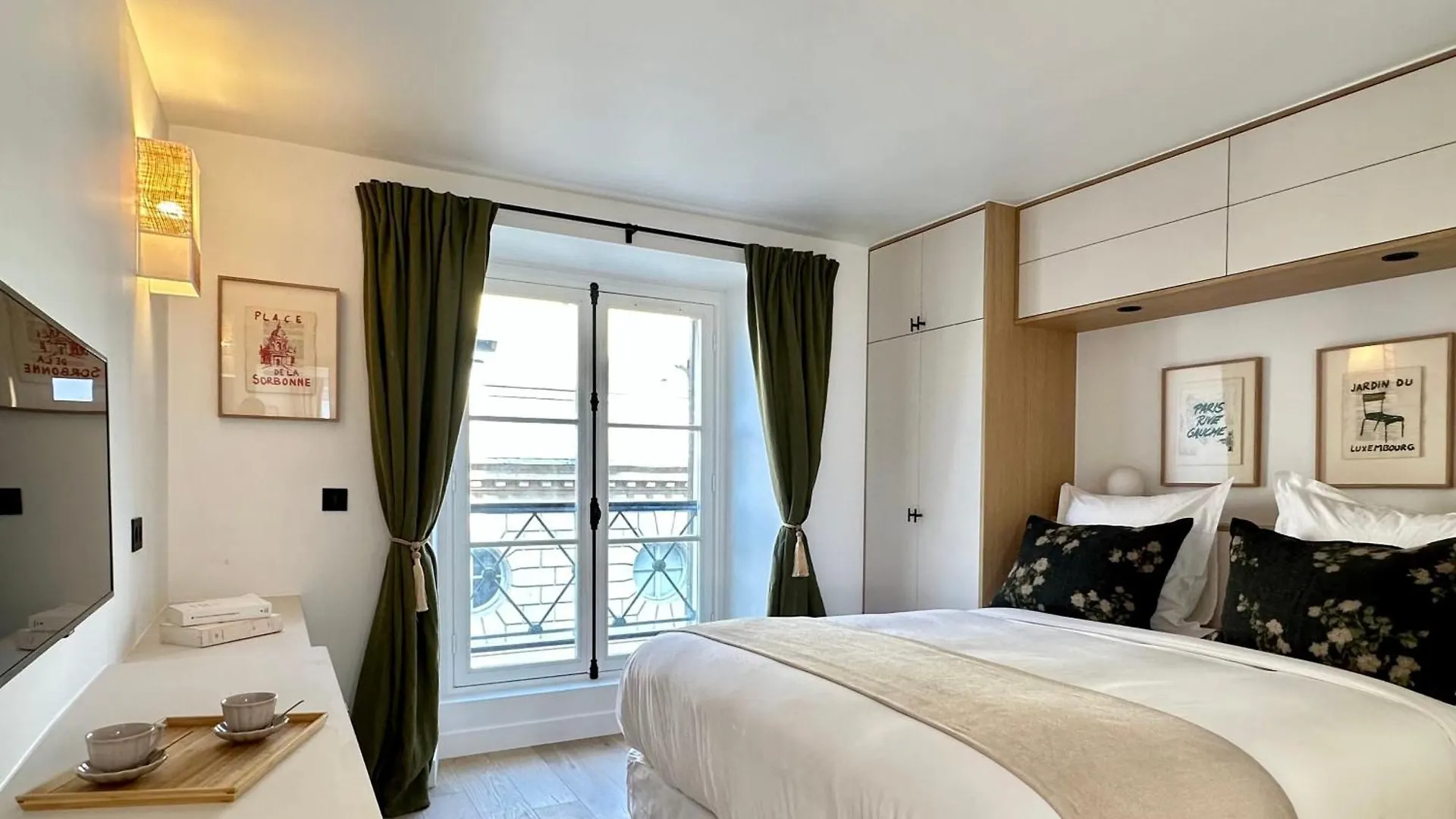 Spacious Luxembourg Garden Family Flat