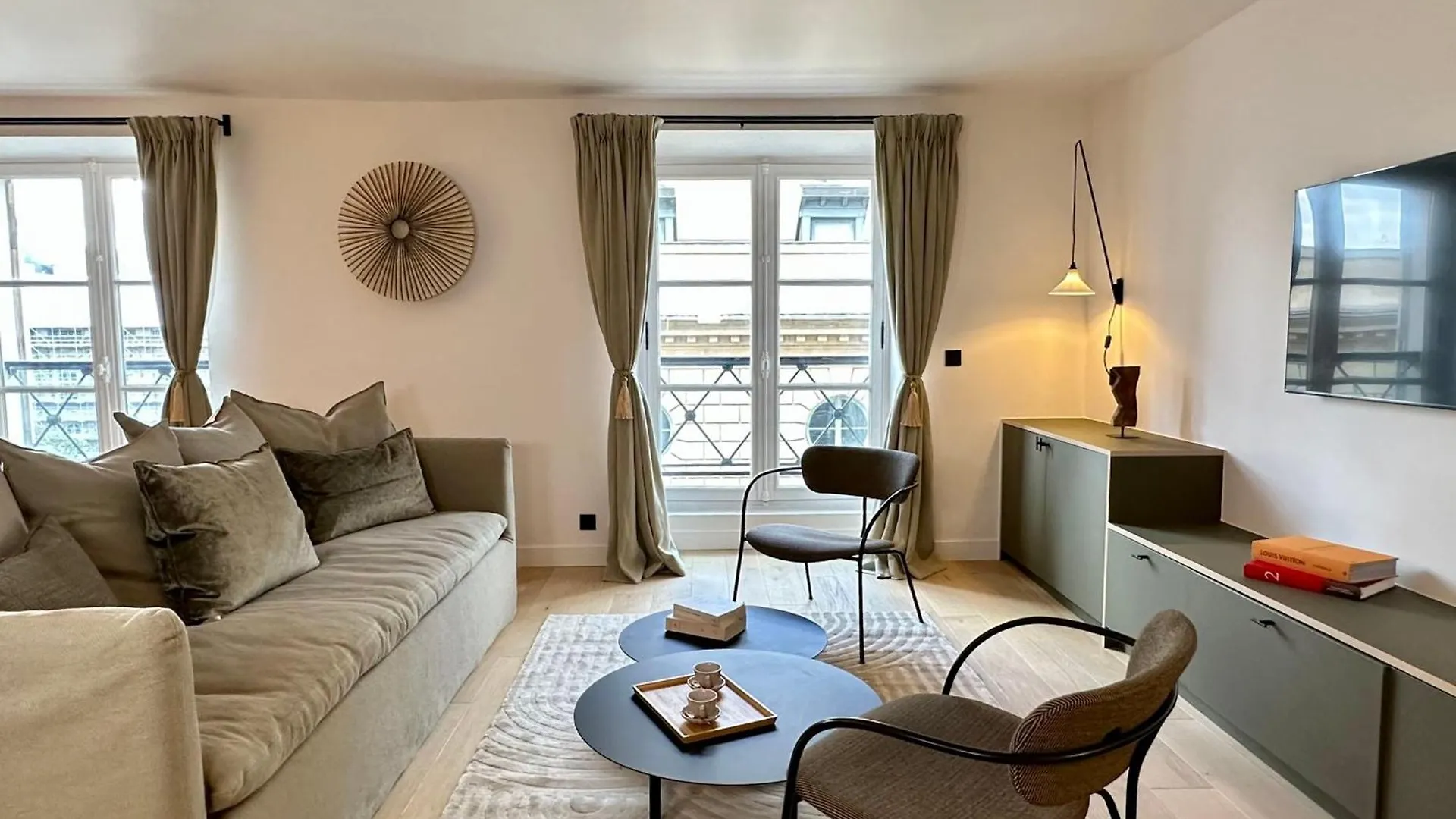 Apartment Spacious Luxembourg Garden Family Flat *