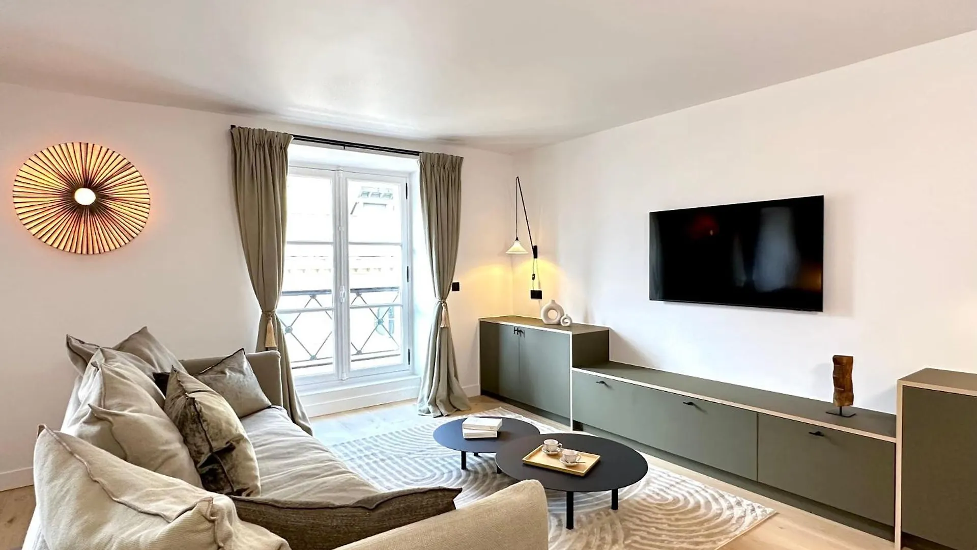 Apartment Spacious Luxembourg Garden Family Flat