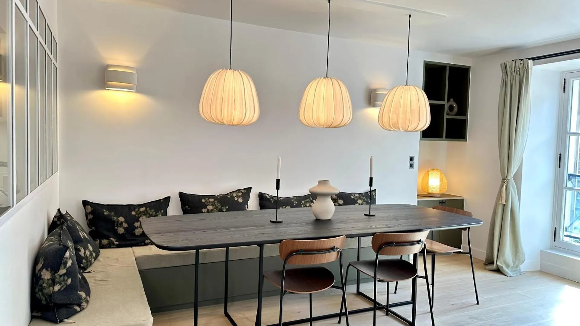 Spacious Luxembourg Garden Family Flat *
